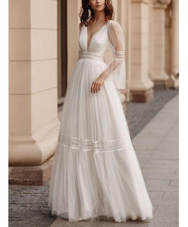 Women's Elegant White Tulle V-neck Long-sleeved Layered Wedding Dress 