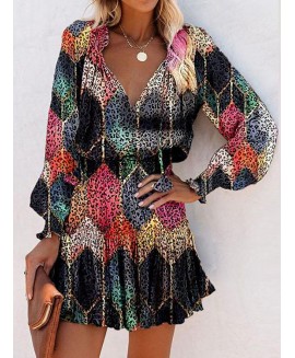orful Print V-Neck Long-Sleeve Pleated Dress 