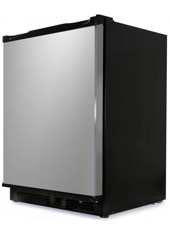 Maxximum 5.2-cu ft Built-In/Freestanding Mini Fridge (Stainless Steel with Black Cabinet) | MAXBC52SD